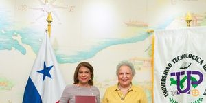 Dra. Ángela Laguna junto a la Dra. Arletty Pinel.