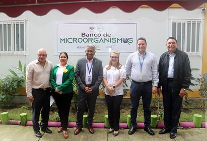 Visita al Banco de Reproducción de Microorganismos ubicado en la Extensión de Tocumen