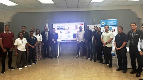 Investigadores del CINEMI y del CEI, de la facultad de Eléctrica, Civil y Mecánica; al igual que docentes y estudiantes del Centro Regional de la UTP en Azuero, conectados a Microsoft Teams, participaron en el seminario Materiales para la Energía.