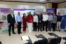 Autoridades de la UTP con representantes de la Senacyt, Mici y CEMCIT AIP participaron de la presentación. 