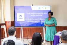 La Dra. Olga Jape de la Fundación ETIKOS de República Dominicana  explica la importancia de una organización con valores.