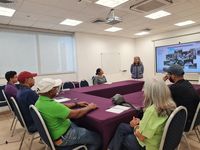  Dra. Aneth de Palma junto participantes del taller.