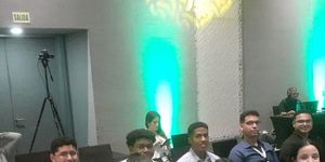 Estudiantes del V año de la carrera de Ingeniería Electromecánica tomaron parte activa en el Renpower Centroamérica el 14 y 15 de mayo en el Hotel Las Américas Golden Tower.