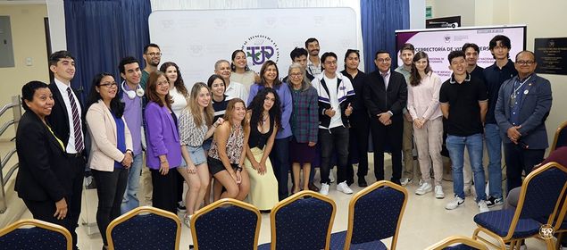 Foto grupal de la actividad.