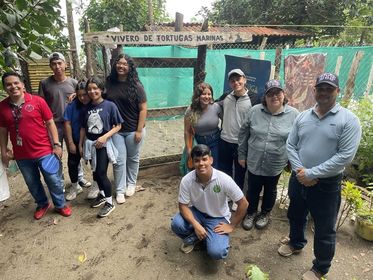 La agrupación estudiantil DOBRO STG UTP del Centro Regional de Veraguas recorrió la Eco Ruta Tortuga en Quebro, Mariato; el martes 20 de agosto.