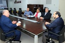 Temístocles Rosas, presidente de la APEDE, recibió al rector, Dr. Omar Aizpurúa.