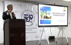 Palabras por el Ing. Efraín Conte, Director 