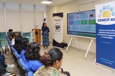 Dra. Nathalia Tejedor.