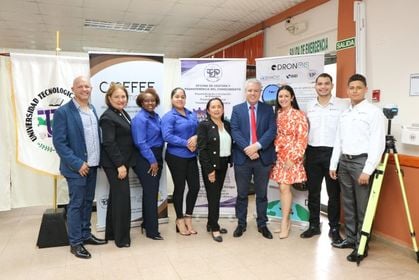 Lazamiento de proyectos gestionados en UTP Incuba del Centro Regional de Chiriquí.