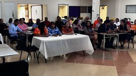 Docentes del Centro Regional de Panamá Oeste participan del Café Académico. 