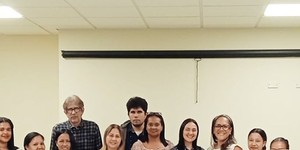 Reunión con Padres de Familia de Estudiantes con Diversidad Funcional en la UTP