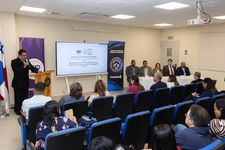 Salón de conferencias del ELII.