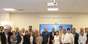 Foto grupal de la actividad.