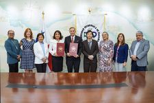 El convenio impulsará el conocimiento y preparación de los estudiantes y profesionales.