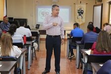 El Mgtr. Abdiel B. Saavedra fue el encargado de dictar el seminario.