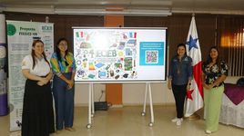 Las palabras inaugurales del seminario estuvieron a cargo de la Dra. Nacarí Marín, subdirectora de Investigación, Postgrado y Extensión del Centro Regional de Azuero.