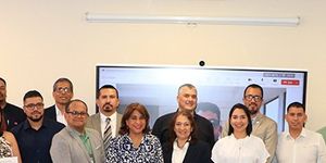 clausura el Diplomado de Movilidad Eléctrica
