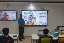 Las sesiones fueron impartidas por expositores del Centro Regional de la UTP en Veraguas, entre ellos estudiantes de Ingeniería y el Dr. Cristian Pinzón, quien además asumió la coordinación académica del taller.