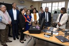 Dialogo entre los presentes.