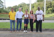 Primer lugar en administrativo femenino.