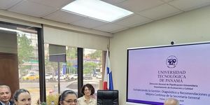 Foto grupal de la actividad.