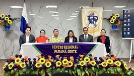 Autoridades participan de la inauguración de la Primera Jornada Científica de Mecatrónica.