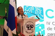 Dra. Iveth Moreno - Directora de la UTP Chiriquí.