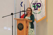 Dra. Lilia Muñoz, Vicerrectora de Investigación, Postgrado y Extensión.