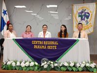 Autoridades del Centro Regional de Panamá Oeste participan de la actividad. 