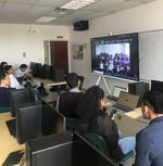 Estudiantes de CSU Stanislaus presentando su experiencia con la profesora Olivera y la UTP.