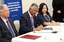 El Dr. Eduardo Ortega-Barría, secretario nacional de la SENACYT, señalo que en este año 2025, se destinará un millón de balboas para el desarrollo de cinco programas estratégicos. 