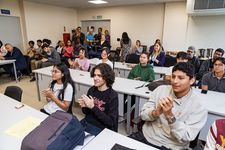 Estudiantes de la UTP presentes en la actividad.