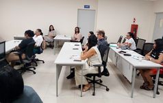 Dialogo entre los presentes.