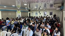 Estudiantes participan en conferencia sobre el Autismo 
