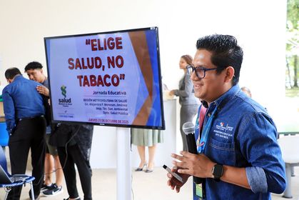 Estudiantes de la UTP participan de la Charla sobre la Prevención del Vapeo