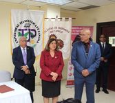 La Dra. Moore durante su mensaje.