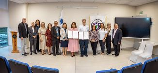 Este convenio de cooperación UTP-FUNDESTEAM se firmó en la sede de la Universidad con la asistencia de autoridades docentes y administrativas, representantes de la fundación. 