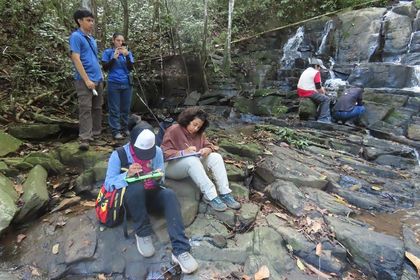 Estudiantes de la UTP participaron el levantamiento de información geológica de la cuenca hidrográfica del río Caimito
