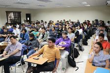 A los estudiantes participantes se les extendió una invitación a participar en un programa de formación especializado, planificado en base al interés y las necesidades detectadas durante la presentación.