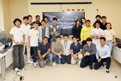 Foto grupal de la actividad.