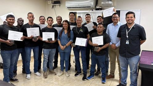Clausura exitosa del curso de soldadura SMAW 