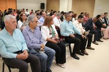 Con la participación de docentes investigadores y estudiantes de la Universidad Tecnológica de Panamá, se realizó el 10 de octubre en el Salón 306 de Postgrado de la UTP, la conferencia “El Mercado Eléctrico en Panamá”, dictado por el presidente de AES Panamá, Ing. Miguel Bolinaga Sefarty.