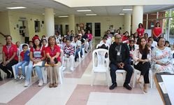 En el inicio del evento participaron autoridades de la UTP.