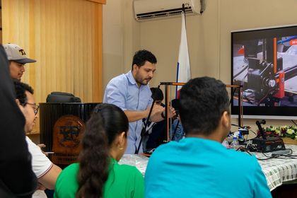 Estudiantes de la Licenciatura en Ingeniería de Sistemas y Computación del Centro Regional de Veraguas participaron de un taller de diseño e impresión 3D, el jueves 26 de junio.