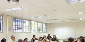 UTP Chiriquí fortalece habilidades del personal administrativo con seminario sobre relaciones humanas