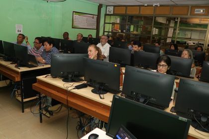 La Subdirección Académica del Centro Regional de Veraguas en conjunto con la Facultad de Ingeniería de Sistemas Computacionales organizaron el Seminario - Taller "Potenciando la Educación Superior: Estrategias Innovadoras con la Utilización de la Inteligencia Artificial en el Desarrollo de Clases Universitarias", del 29 de enero al 2 de febrero.