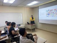 Talleres donde se abordaron estrategias de protección de invenciones académicas, cómo gestionar los derechos en publicaciones, investigaciones y desarrollos tecnológicos para fortalecer los conocimientos de los estudiantes y docentes del Centro Regional. 