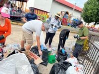 Se recolectaron desechos reciclables como papel, cartón, latas, latones de conservas, aceite de cocina usado, botellas de plástico #1 y #2, tetra pack, botellas de vidrio, entre otros.