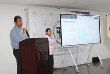 Presentación de proyectos por los participantes del seminario