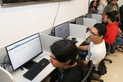 Centro de Estudiantes de la UTP cuenta con salón de cómputo 